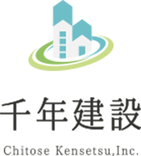 千年建設株式会社のロゴ